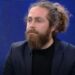 “Kanë mbetur vetëm debilat” / Shpërthen ndaj opozitës moderatori: Doni ta merrni pushtetin në mënyrë të pakulturuar