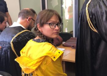 Sanksionet nuk e pengojnë/ Ministria e Drejtësisë i hapi rrugë ekstradimit të blogeres ruse pas “garancive nga Rusia”