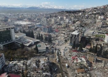 Sizmologu italian: Tërmetet e zhvendosën Anadollin deri në 10 metra