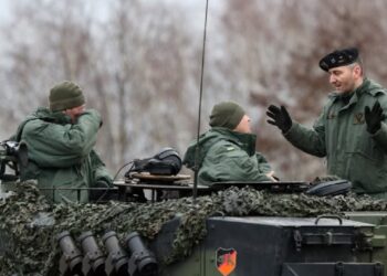 Ofensiva ruse mbledh ministrat e Mbrojtjes të NATO-s në Bruksel