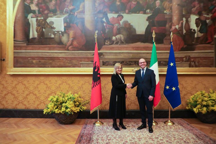 Presidenti i Senatit italian pret deputetët shqiptarë: Jemi krenarë për miqësinë tonë të fortë