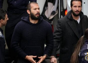 Andrew dhe Tristan Tate lihen në burg, në hetim për trafik të qënieve njerëzore dhe prostitucion