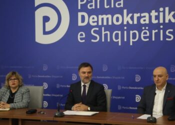 Bejko nis fushatën në Tiranë: Berisha nuk është i interesuar të fitojë mbi Ramën