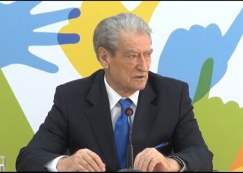 Gafa e Berishës: Do paraqesim rezolutë për genocidin serb të Lumës në 2013