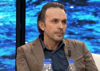 Mospjesemarrja në zgjedhje është tradhti