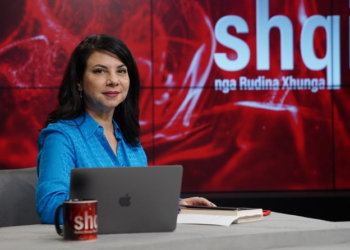 Rudina Xhunga: Axhendë e qëllimshme! Media po përzë shqiptarët nga vendi i vet