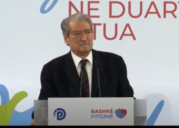 Berisha, harron ‘betejën’ me Ramën, thirrje simpatizantëve demokratë në Kurbin: Mos bëni gabim të shkoni pas Alibeajt!