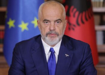 Dita e Verës/ Rama: Më në fund po çel gjethi, ju uroj 14 mars të mbarë!
