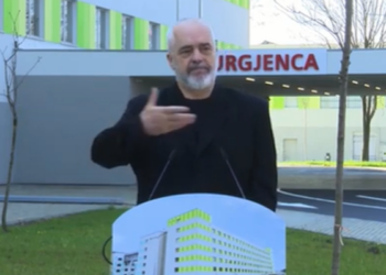 Ironia me opozitën/ Rama: Në kohën e tyre s’dihej kush ishte mjeku e pacienti, kush vinte për të vizituar gjoksin e kush për të blerë sytjena