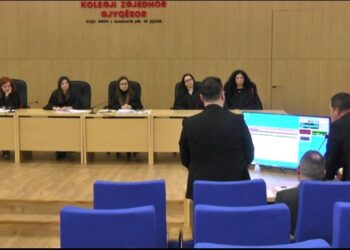 Duan nga Kolegji Berishën kryetar të PD, gafa e përfaqësuesit të Rithemelimit, nuk di datën kur u zgjodh drejtues i Foltores