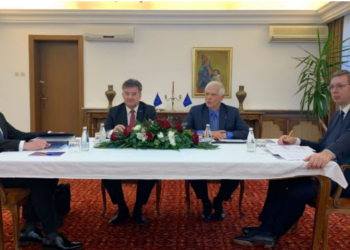 Nis takimi i përbashkët, Kurti dhe Vuçiç përballë njëri-tjetrit. Prezentë Borrell dhe Lajçak