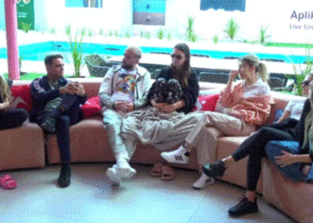 VIDEO/ “Lidhu me Shpatin…”/ Propozimi që i bën Luizi banores së BBVIP: E vetmja mënyrë që t’i shpëtosh eliminimit