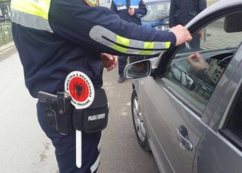 Kodi i ri rrugor: Kush gjobitet nga Policia Rrugore dhe e paguan brenda 15 ditëve, përfiton 50% ulje