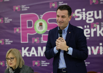 Veliaj nga Kamza: Vulëhumburit kanë hallin e vilave, që duan të shtojnë për vete, jo hallin e shtëpive tuaja
