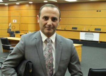 Nxori nga burgu Dan Hutrën, Braçe akuzon gjyqtarin Gerd Hoxha: Ka kaluar Vettingun me ndërhyrje sa andej-këtej