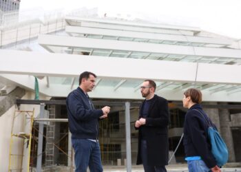 Veliaj dhe kryebashkiaku i Zagrebit vizitojnë Piramidën: Çlirimi i kësaj ndërtese, një nga betejat kryesore për urbanizmin e qytetit