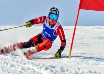 Deni Xhepa i pandalshëm! 22-vjeçari shqiptar “rrëmben” medaljen e artë në Kampionatin Ballkanik në pistën e skive