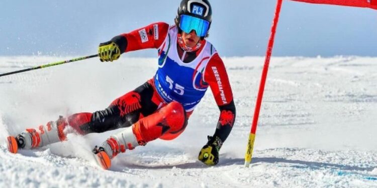 Deni Xhepa i pandalshëm! 22-vjeçari shqiptar “rrëmben” medaljen e artë në Kampionatin Ballkanik në pistën e skive
