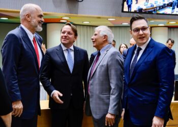 Borrell dhe Varhelyi në Tiranë, zbardhet dokumenti me 7 rekomandime për Shqipërinë