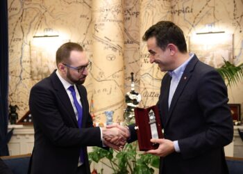 Veliaj pret kryetarin e Bashkisë së Zagrebit, Tomaseviç: Vëllazëria mes kombeve e bën lidhjen tonë të pathyeshme