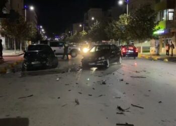 Aksident i frikshëm në Fier, përfundon në spital drejtuesja e njërës prej makinave