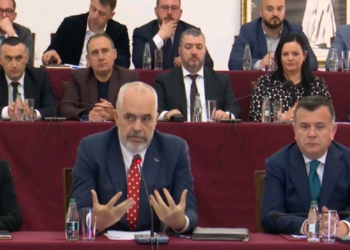 “Ethet” e 14 Majit/ Porositë e Ramës ndaj grupit socialist: Kujdes, janë ndryshe! Po ashtu…Kandidatët, me 25 mars