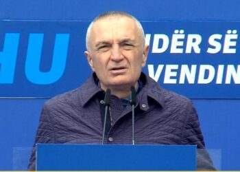 “Do ta rrëzojmë me protesta dhe me zgjedhje”, Meta sulmon Ramën nga mitingu: Ke probleme mendore!