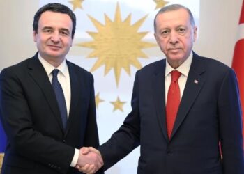 Kurti bisedë telefonike me Erdogan, flasin edhe për zhvillimet e fundit Kosovë-Serbi