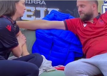 “S’ma merrte mendja”, Luizi i rrëfen Kiarës si e ndihmoi Benet Beci në momentin e tij më të vështirë