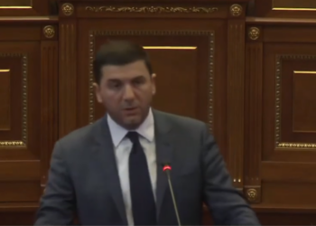 Krasniqi akuza Kurtit: Ke tradhëtuar votuesit e tu, sot pranon asocacionin