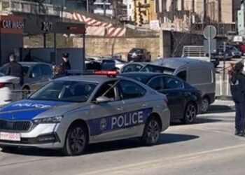 Të shtëna me armë zjarri në kryeqytet, humb jetën një person plagosen dy të tjerë, policia jep detajet e para