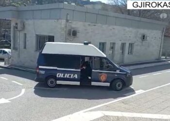 Shpërndante heroinë dhe kanabis, 37-vjeçari në Gjirokastër kapet me 73 doza