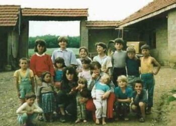 “Legjendarët!”/ Rama përkujton familjen Jashari: 25-vjetori i Epopesë së UÇK-së