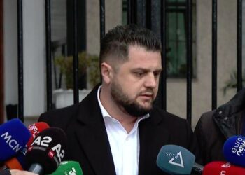 PD e Alibeajt dorëzon dokumentet për regjistrim në zgjedhje, Sefa: Tani është në dorën e KQZ