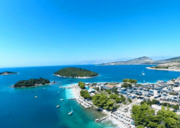 ”The Guardian”: Shqipëria, “buxheti ideal” për shumë turistë europianë