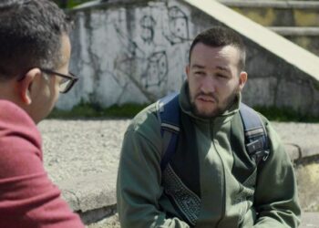 Arsyeja e emigrimit masiv të shqiptarëve/ Ekspertët britanikë: Shkak varfëria dhe mungesa e mundësive