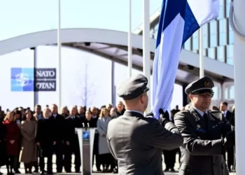 Finlanda zyrtarisht anëtare e NATO-s, Rusia rrit mbrojtjen ajrore në kufirin e saj