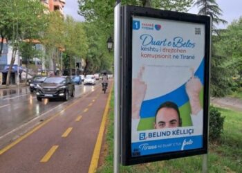 Posteri i Këlliçit me gishtin e mesit, Shella: Nuk kishte nevojë të prezantohej si Birbo, Belo beson se korrupsioni luftohet me gisht