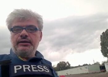 Snajperat plagosin gazetarin italian në Ukrainë, vritet përkthyesi i tij