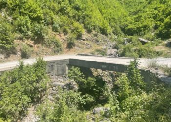 Projektet rajonale të Shkodrës, Beci: Projekti i parë ndërtimi i rrugës së Dukagjinit