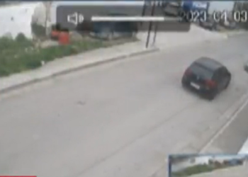 VIDEO/ Momenti i shpërthimit të makinës në Shkozet, pronari person i afërt me “Rrumin e Shijakut”