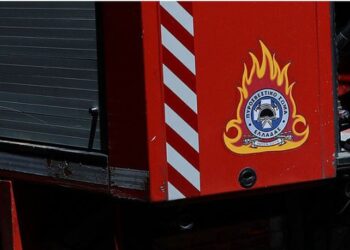 Po transportonte 52 nxënës, përfshihet nga flakët autobus
