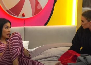 “Vendin në finale ta gëzosh”/ Efit nuk i del inati kapet me Kiarën, moderatorja: Nuk bëhem gazi i botës