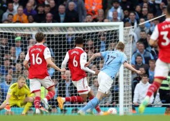 City i shuan ëndrrën Arsenalit, De Bruyne një lider i vërtetë