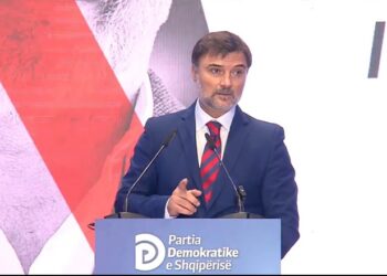 “Berisha non grata, agresion…”/ Alibeaj: Rama, Meta e Berisha bënë gjithçka për asgjësimin e PD! Edhe oligarkët i kanë bashkë