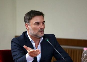 Alibeaj publikon mesazhin për demokratët: Meta e Berisha duan monopolin e një opozite që i ka dyert e mbyllura në Perëndim