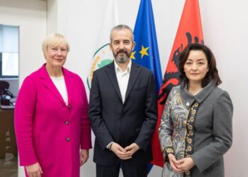 ’14 maji’/ SHBA e BE shpjegojnë pse i ‘trokitën’ Celibashit në zyrë: Kandidatë me integritet dhe…
