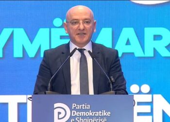 “S’premtoj autobusë falas, as…”/ Bejko: Belo, kandidati i LSI, u vu në dispozicion të anti-amerikanizmit!