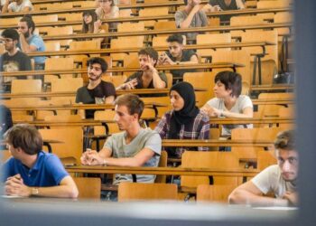 Universitetet në alarm, rënie dramatike demografike