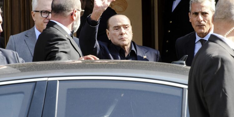 SILVIO BERLUSCONI SENATORE